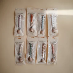 Mushie Pacifier Goods Mauve Cleo Pacifier Clip