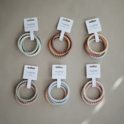 Mushie Toys Linen + Peony + Pale Pink Pearl Teething Bracelet Set