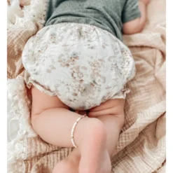 Little Lunds Co Cream + Tiny Gold Bracelet Jewelry