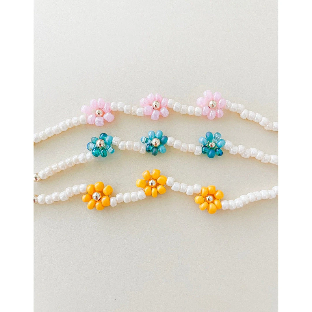 Little Lunds Co Pink + Gold Daisy Flower Bracelet 3 Little Lunds Co Pink + Gold Daisy Flower Bracelet