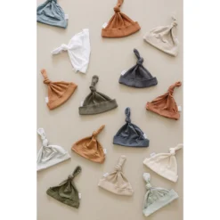 Mebie Baby Preemie + Newborn Oatmeal Organic Cotton Ribbed Knotted Beanie