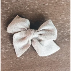 Mae + Skye Hazel Wood Mini Pinwheel Bow Hair Clip Headwear